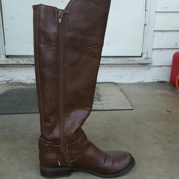 Brown Riding Boots - Picture 2 of 3